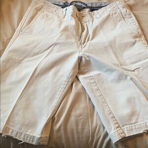 Men's Beige distressed size 29 Shorts